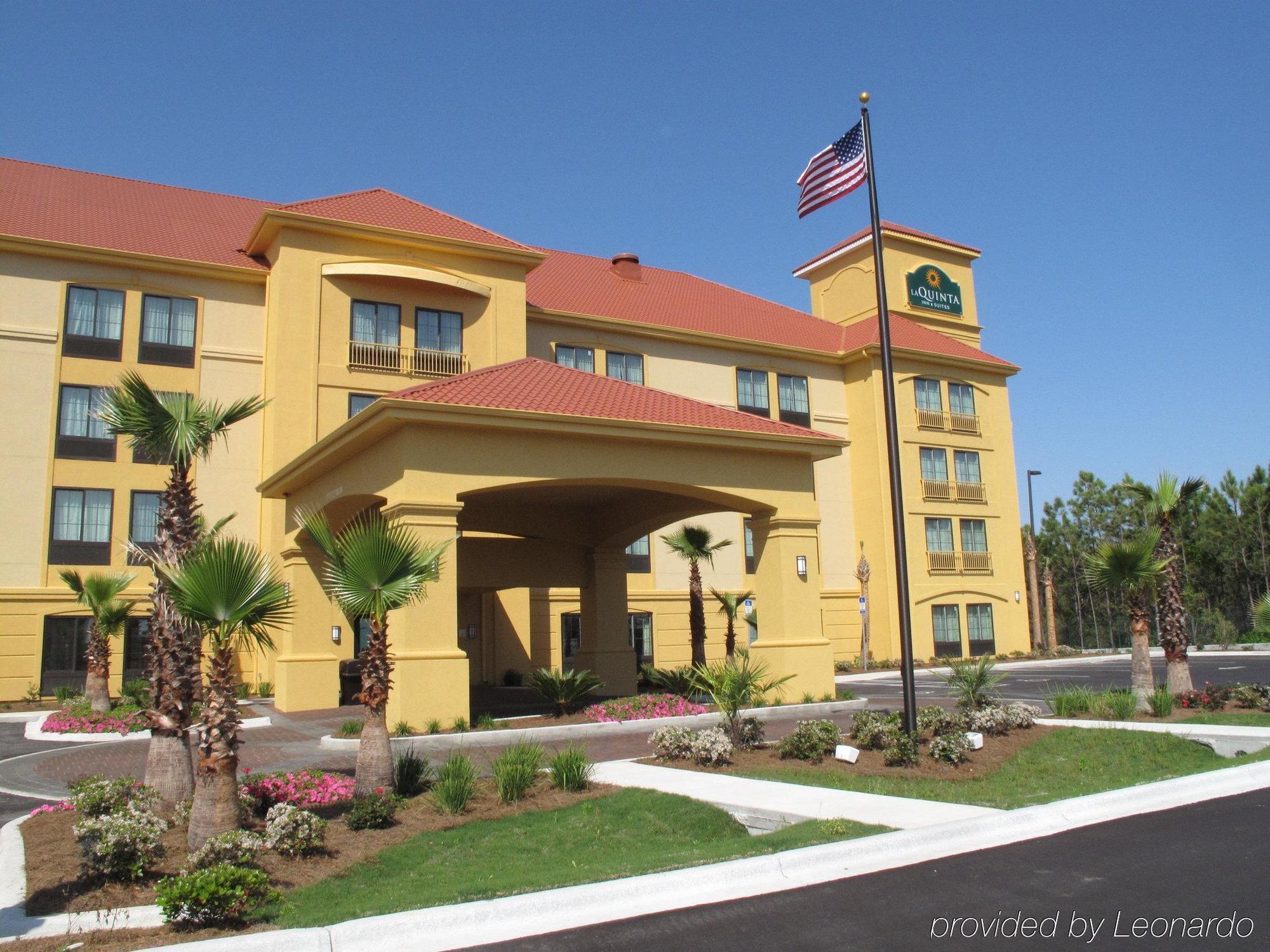 Hotel La Quinta By Wyndham Pcb Pier Park Area Panama Stadt Exterior foto